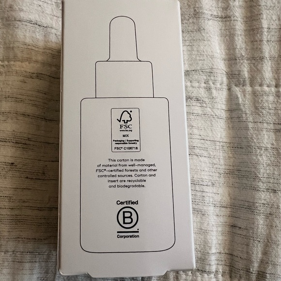 Medik8 Liquid Peptides Serum NWB - Picture 3 of 4